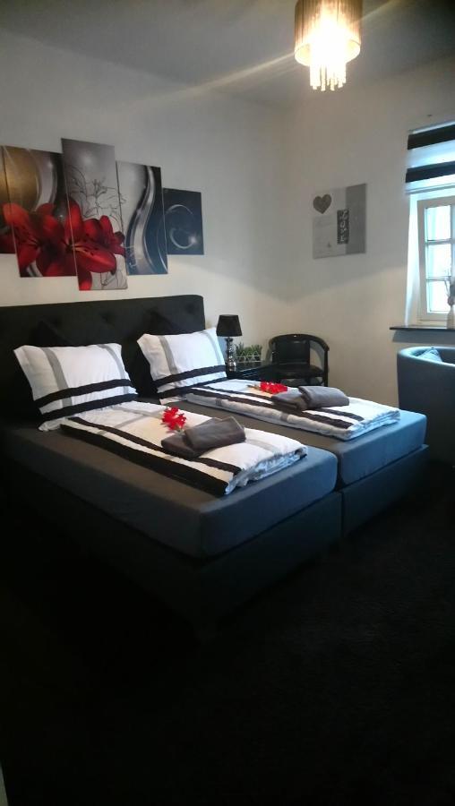 Bed Und Breakfast "Die Perle Von Gronau" Gronau  Exteriör bild